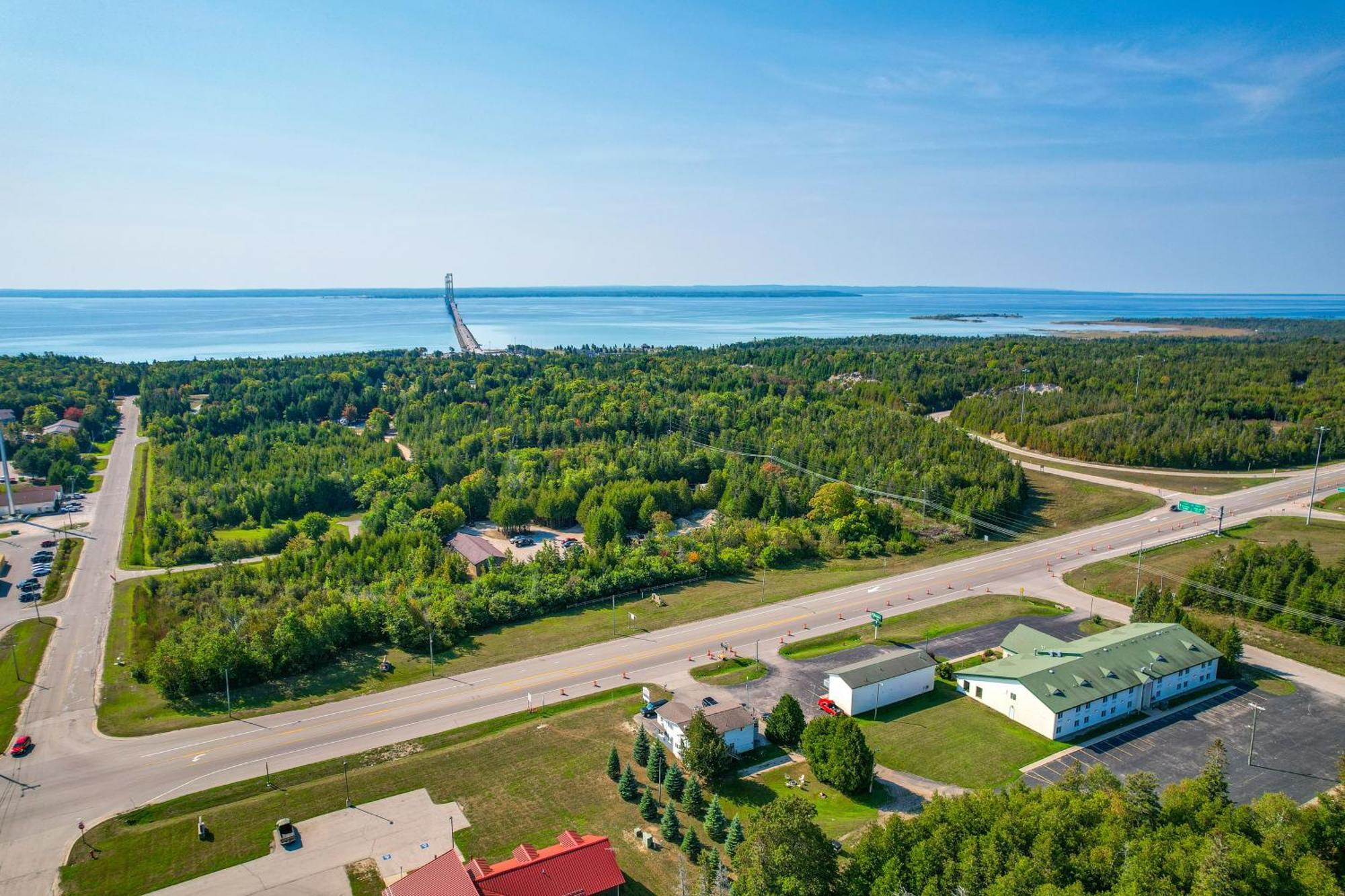 Cozy Apt Less Than 1 Mi Near Lake Huron And Mackinac Island! Saint Ignace Luaran gambar