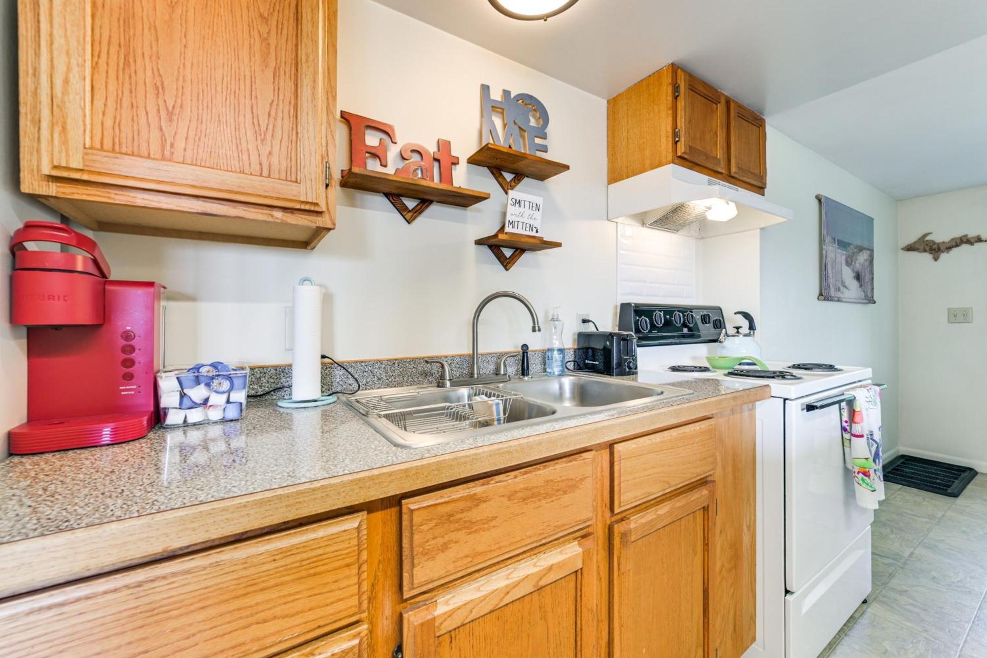 Cozy Apt Less Than 1 Mi Near Lake Huron And Mackinac Island! Saint Ignace Luaran gambar